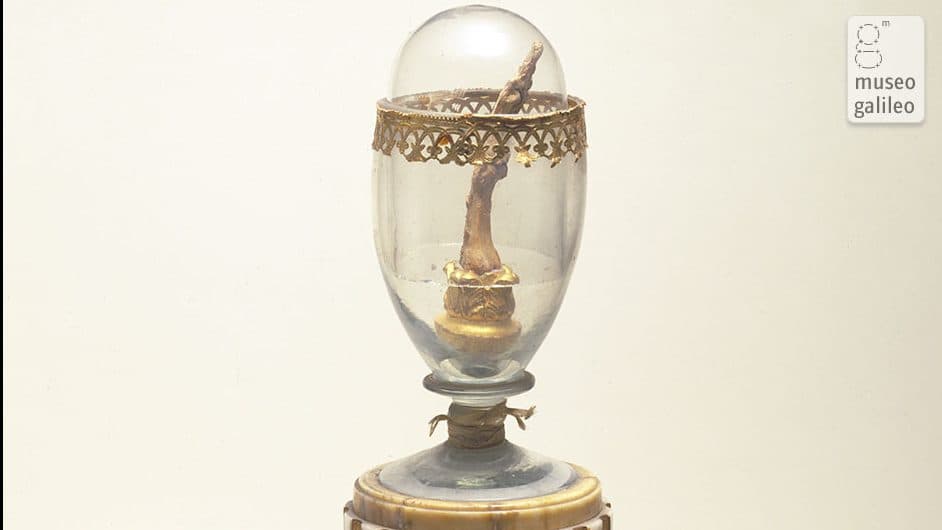Galileo’s Middle Finger