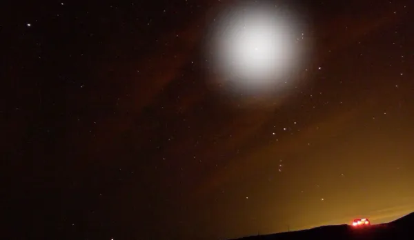 Some facts on Betelgeuse going supernova